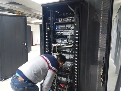 網絡與信息中心開展元旦假期前校園一卡通系統安全檢查及信息系統運行維護服務